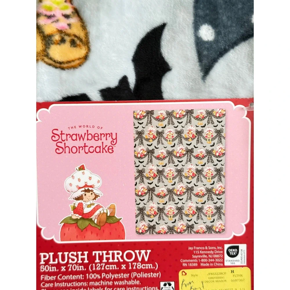 Strawberry Shortcake Halloween Plush Throw Blanket Bats Polka Dot Bows 70x50